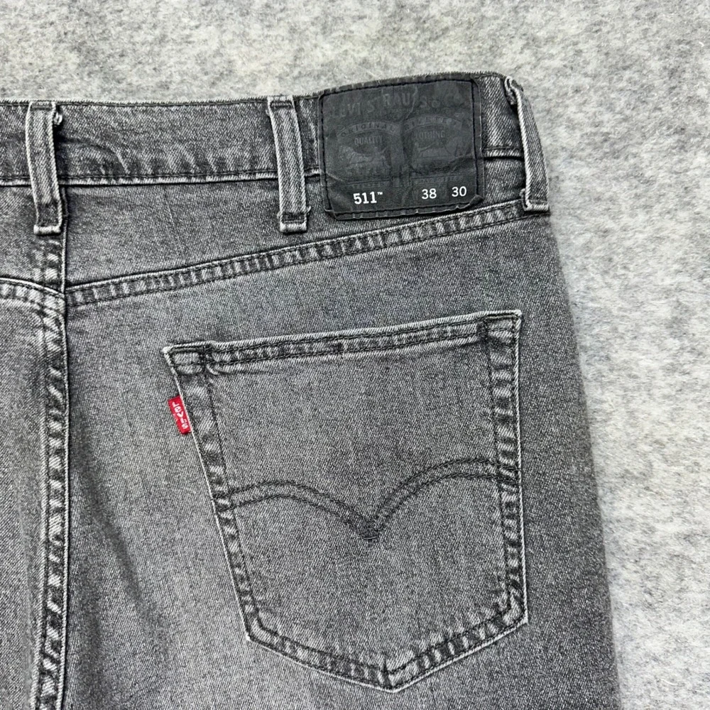 Levi's 511 Slim‎ Fit Jeans Men's Size 38x30 Gray Stretch Denim Pants